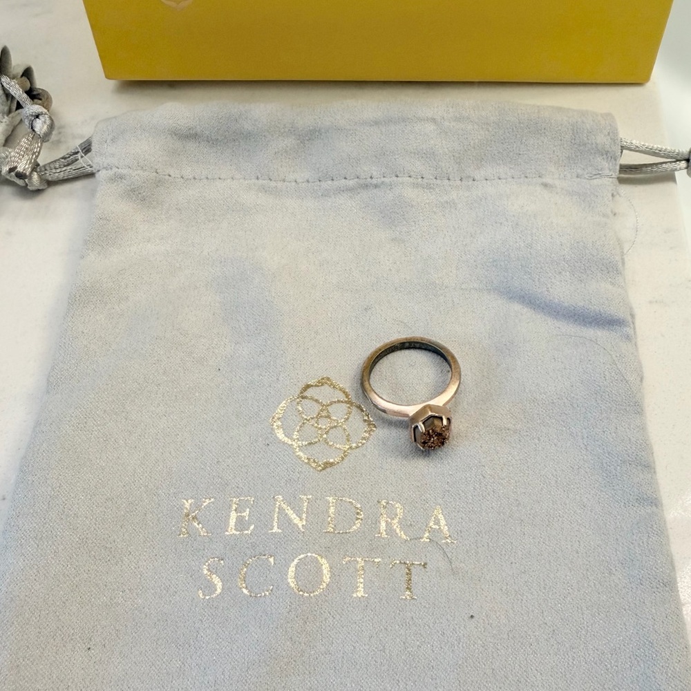 Calvin Ring in Rose Gold and Rose Gold Drusy